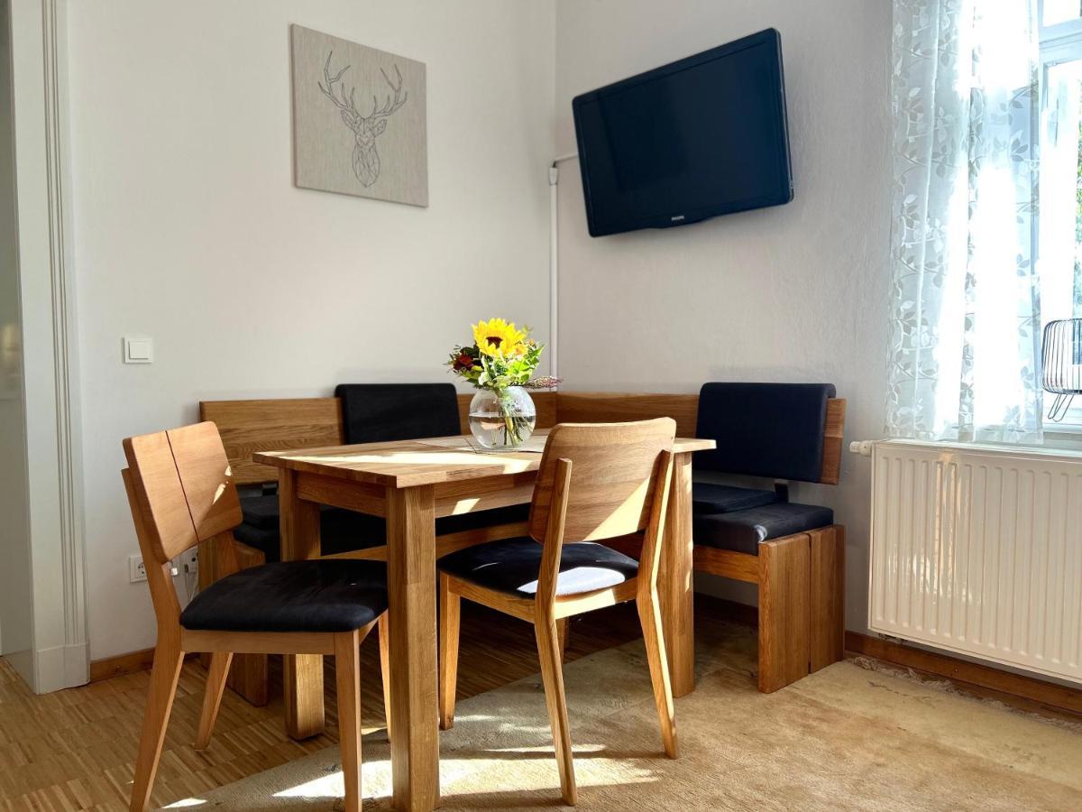 Schlosspark Apartment I 80Qm I 3 Betten I Bei Dresden Heidenau  Ngoại thất bức ảnh